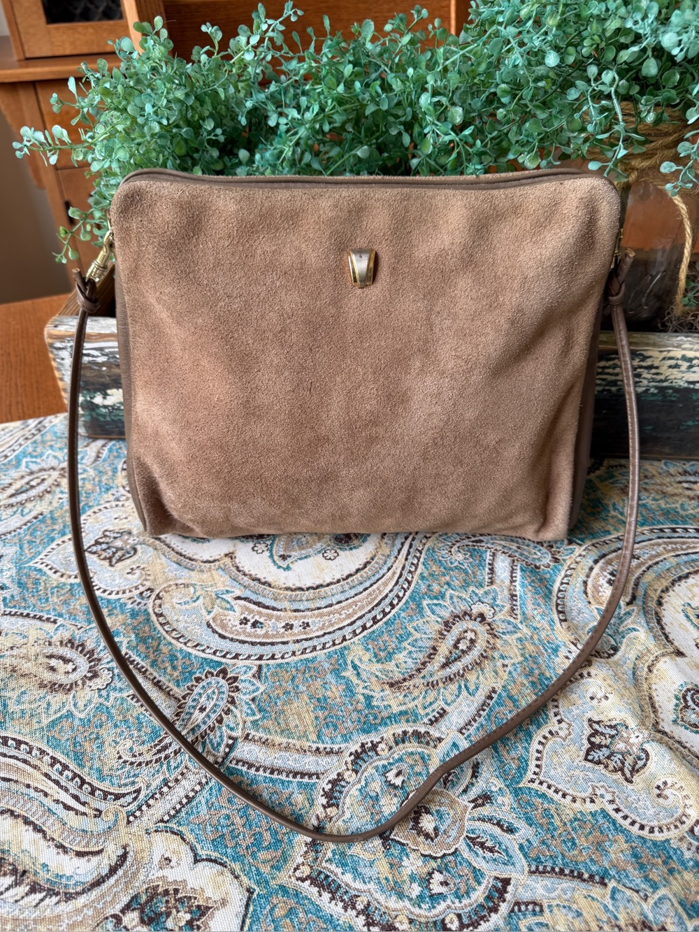Letisse Vintage Tan Suede Leather Shoulder Bag Gold Tone Hardware